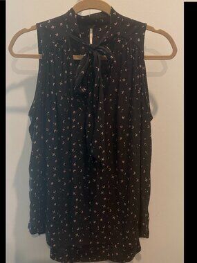 Free People Revolve Sleeveless Tie Neck Bow Tank Blouse Black Print Women’s Smal
